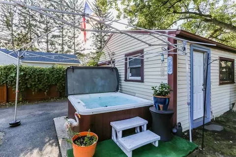 16 Ansara St, Springfield, MA 01104 photo 4