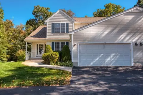 27 Captain Carlson Way #27, West Bridgewater, MA 02379