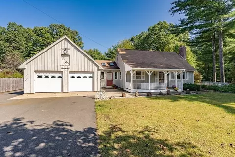 127 Birch Bluffs Dr, Westfield, MA 01085