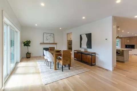 82 Border Rd, Needham, MA 02492 photo 5