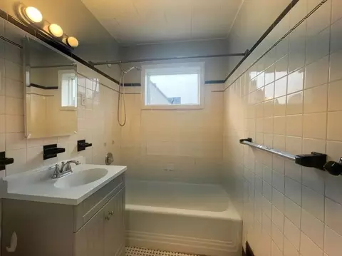 38 Rutledge Ave, Springfield, MA 01105 photo 7