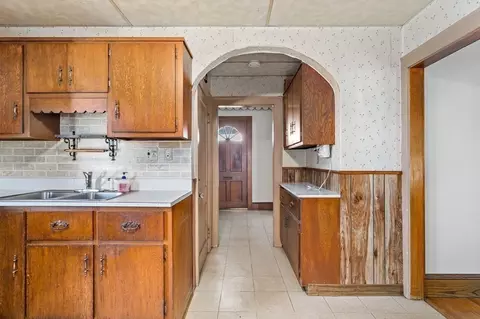 234 Page Blvd, Springfield, MA 01104 photo 9