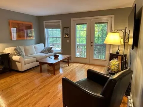 17 Andover St #4, Peabody, MA 01960