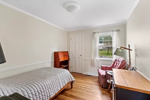 19 Harvey St, Easthampton, MA 01027 photo 23