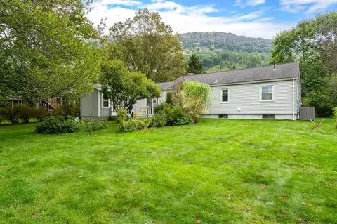 19 Harvey St, Easthampton, MA 01027 photo 39