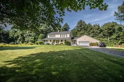 52 Sabin St, Belchertown, MA 01007