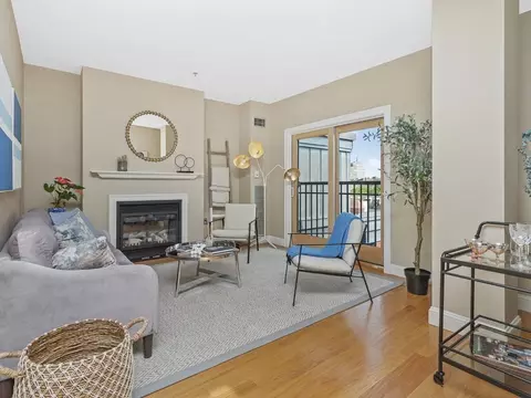 1723 Washington St #508, Boston, MA 02118
