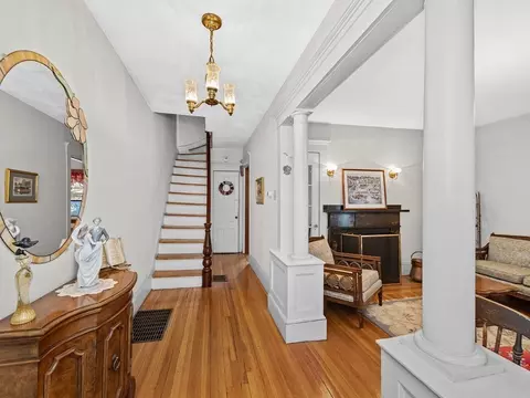 45 Mount Vernon St, Boston, MA 02129