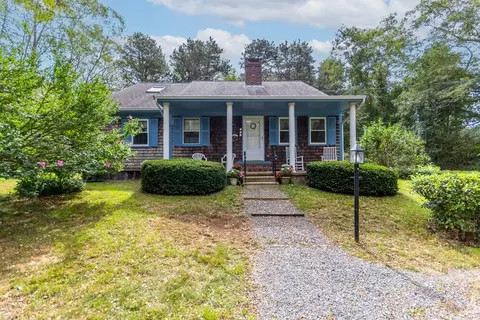 599 Old Falmouth Rd, Barnstable, MA 02648