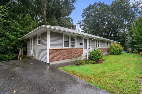 83-93 Moore Ave, Worcester, MA 01602 photo 2