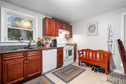 83-93 Moore Ave, Worcester, MA 01602 photo 11
