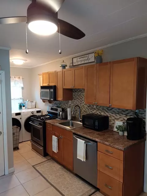601-603 Plainfield St, Springfield, MA 01107 photo 8