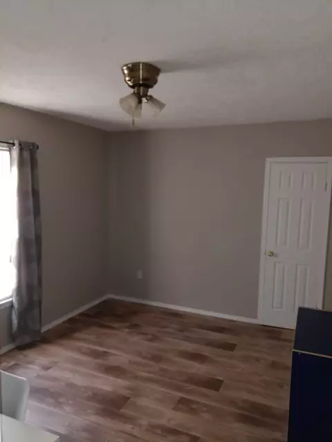 601-603 Plainfield St, Springfield, MA 01107 photo 5