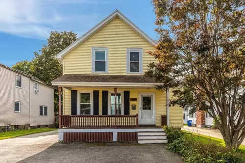 10 Auburn St, Wakefield, MA 01880