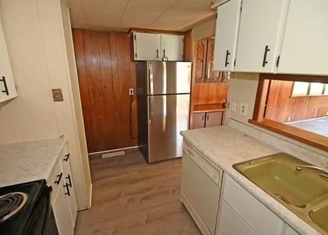 75 Great Hill Dr, Wareham, MA 02576 photo 6