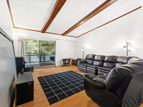 57 Broadlawn Park #4B, Boston College, MA 02467