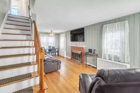 285 East St, Chicopee, MA 01020 photo 19