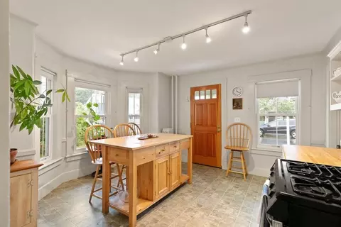 15 Brooks St, Maynard, MA 01754 photo 8