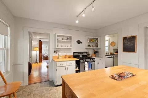 15 Brooks St, Maynard, MA 01754 photo 9