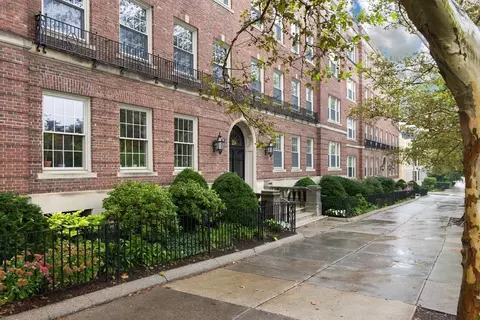 1264 Beacon #2, Brookline, MA 02446