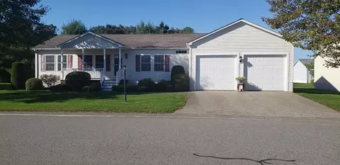 12 Stone Meadow Dr, Bridgewater, MA 02324