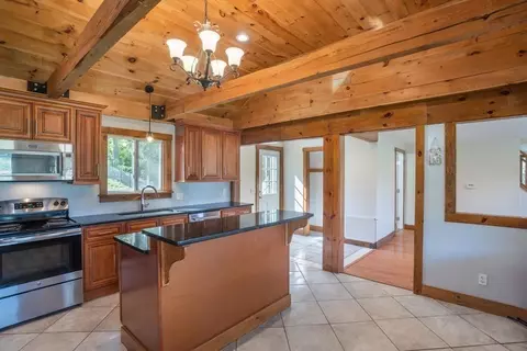 7 Mount Warner Rd, Hadley, MA 01035 photo 8
