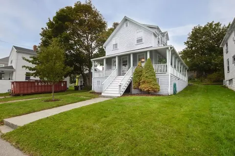 64 Bay St, Hull, MA 02045