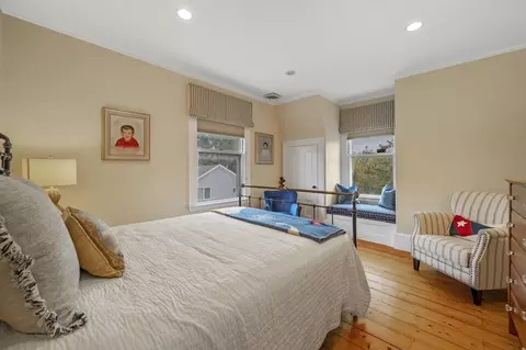 346 Ocean Ave, Marblehead, MA 01945 photo 32