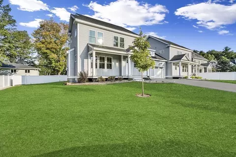 104 Conant St #104, Concord, MA 01742