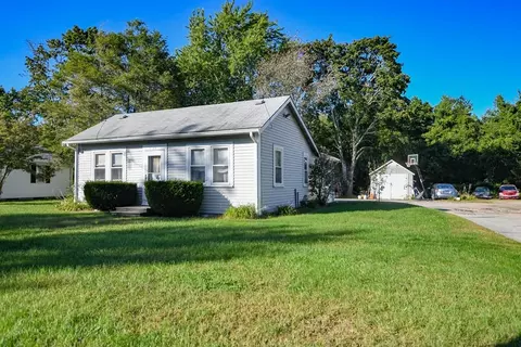 1001 Point Rd, Marion, MA 02738
