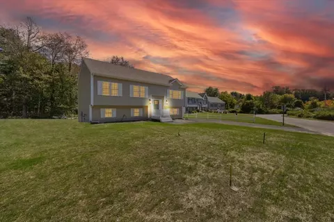 977 Stonegate Lndg, Dighton, MA 02764