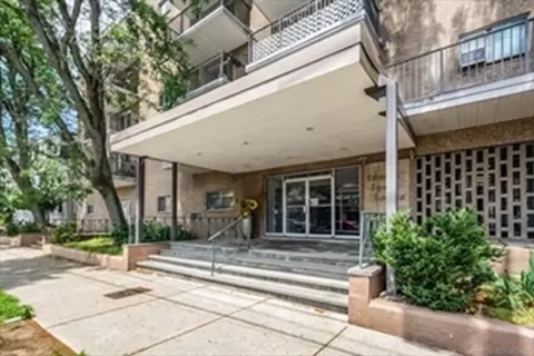 121 Tremont St #B4, Boston, MA 02135