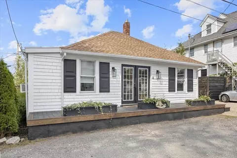 4 Locust St, Onset, MA 02558 photo 3