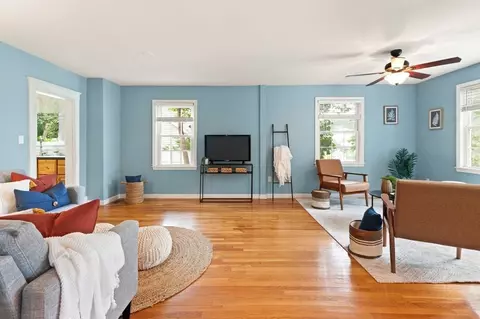 27 Wright St, Arlington, MA 02474 photo 5