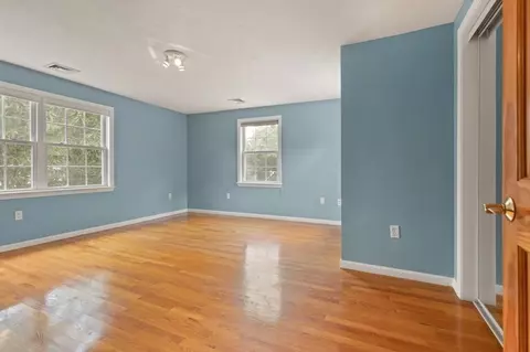 27 Wright St, Arlington, MA 02474 photo 18