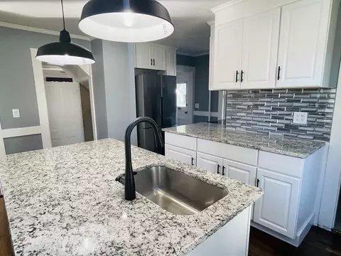 15 Walnut Ave, Franklin, MA 02038 photo 4