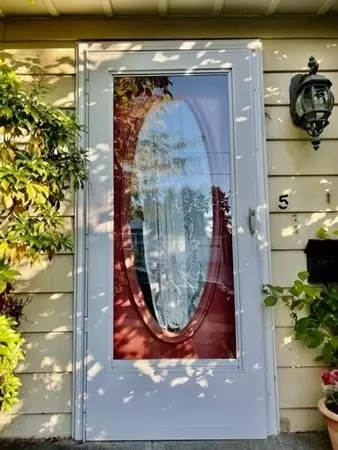 5 Hartford Rd, Worcester, MA 01606