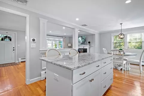 1806 Trapelo Rd, Waltham, MA 02451 photo 9