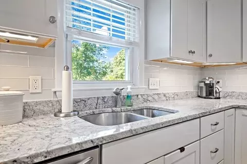 1806 Trapelo Rd, Waltham, MA 02451 photo 8
