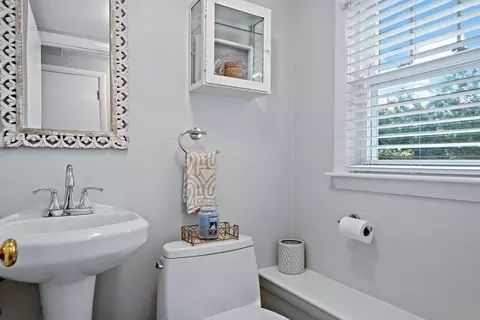 1806 Trapelo Rd, Waltham, MA 02451 photo 20