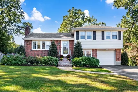 1806 Trapelo Rd, Waltham, MA 02451