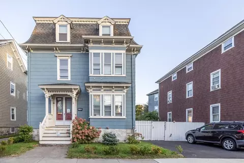 1297 N Main St, Fall River, MA 02720