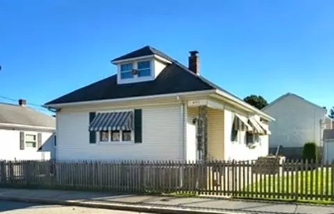 433 Grinnell St, Fall River, MA 02721