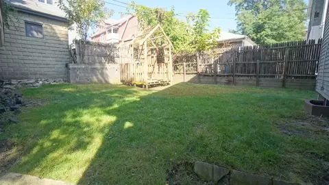 44-46 Algonquin Pl, Springfield, MA 01104 photo 5