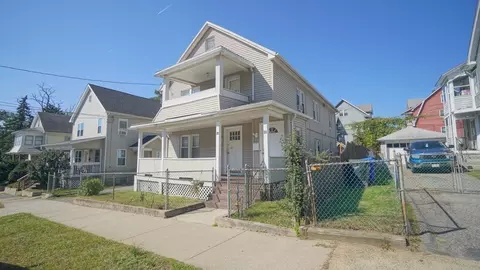 44-46 Algonquin Pl, Springfield, MA 01104