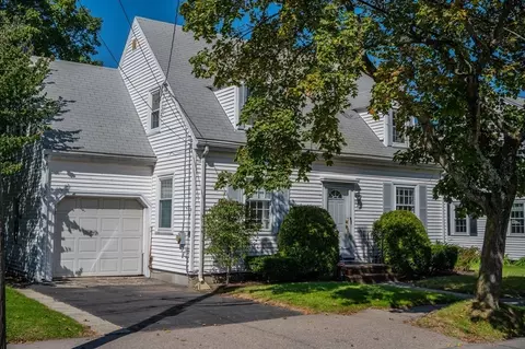 124 Wood St, Milton, MA 02186