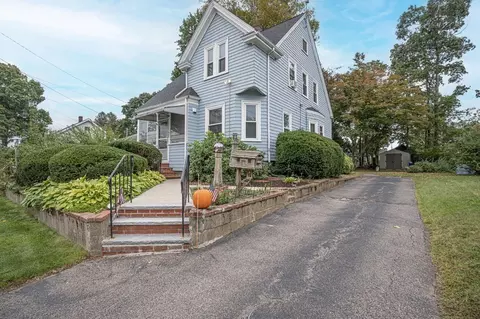 25 Frankton Ave, Brockton, MA 02301