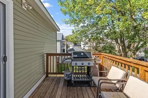 24 Englewood Ave, Everett, MA 02149 photo 40