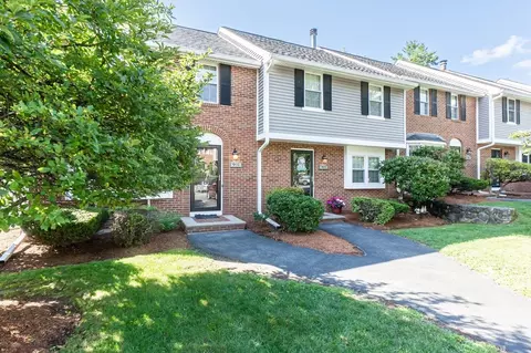 320 Newbury St #901, Danvers, MA 01923