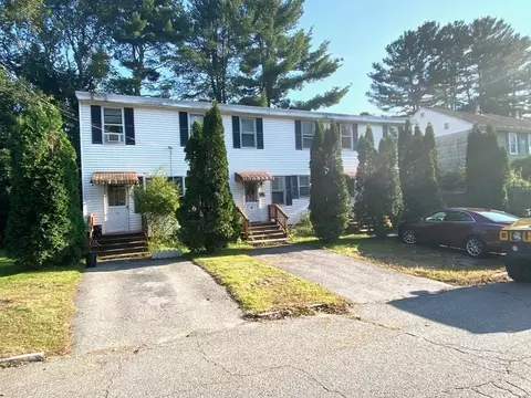 26-30 Trafalgar Sq, Barre, MA 01005